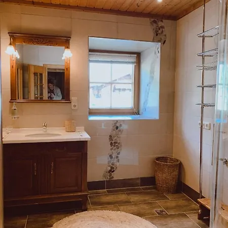 Gut Pirchnerbichl Apartamento *