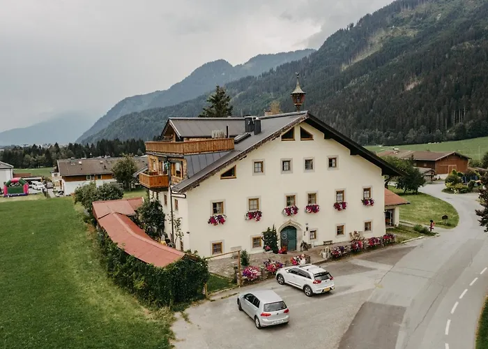 Gut Pirchnerbichl Apartment *